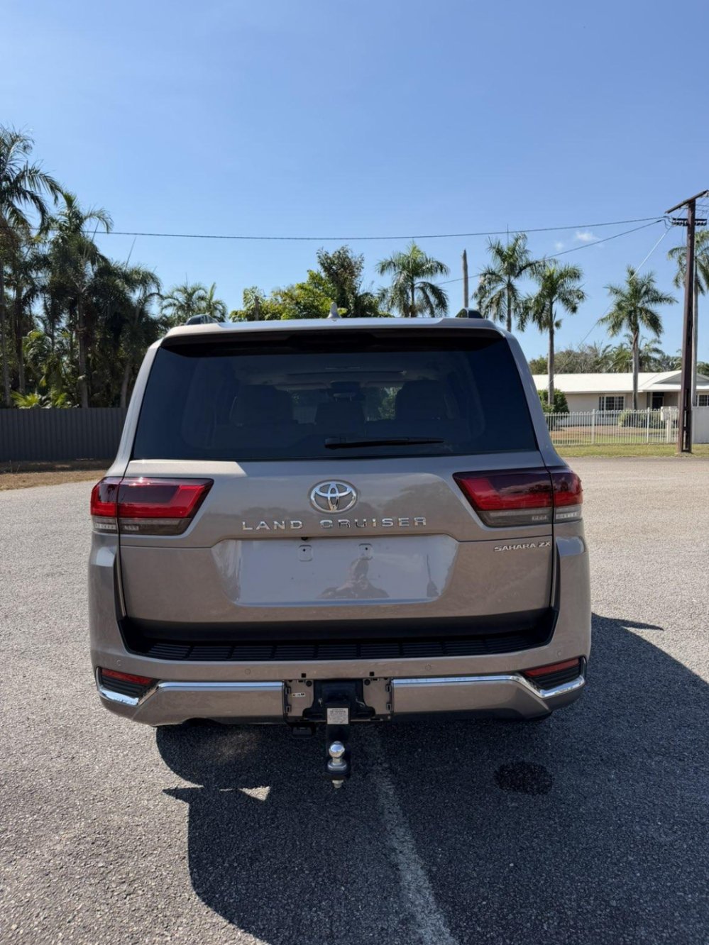 2025 Toyota Land Cruiser Sahara ZX photo 8
